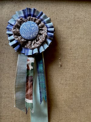 Image of ribbon regalia - no. 05