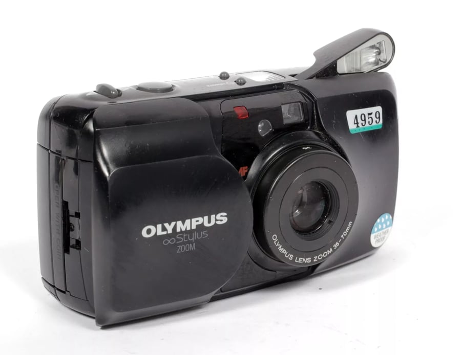 Image of Olympus Stylus infinity zoom compact 35mm camera with 35-70mm zoom lens #4959