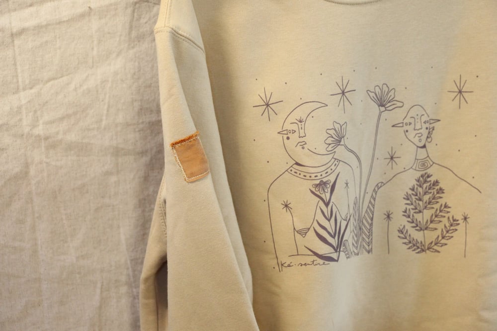 Image of sudadera CAMBIANDO DE PIEL