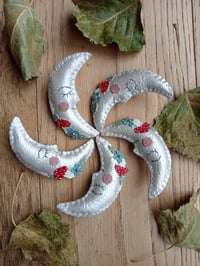 Image 2 of Man in the Moon Brooch