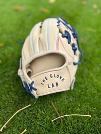 Image 2 of 11.5" SG3 Blonde infielders Glove