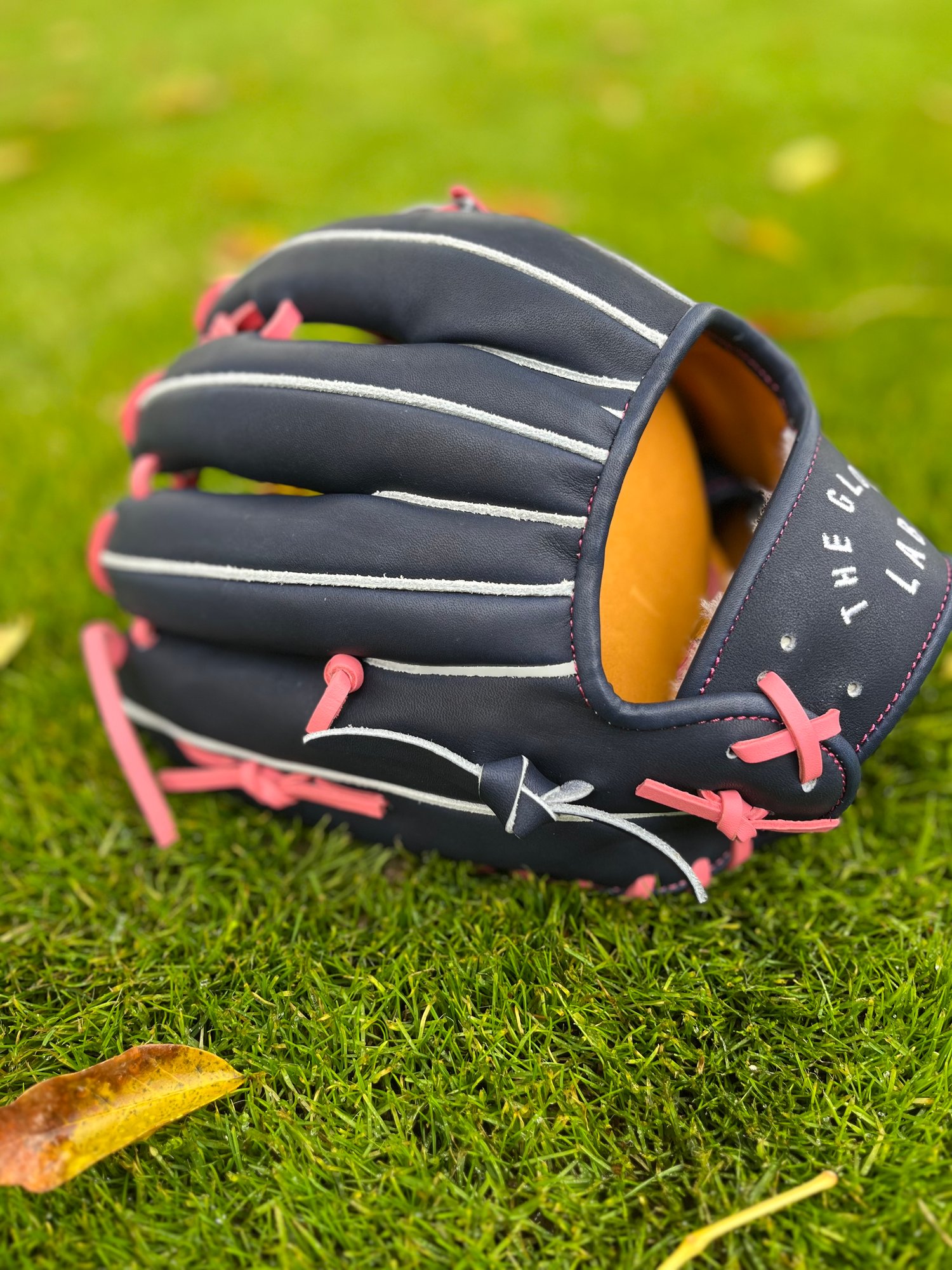 Image of 11.5" One Piece Navy Infielders Glove