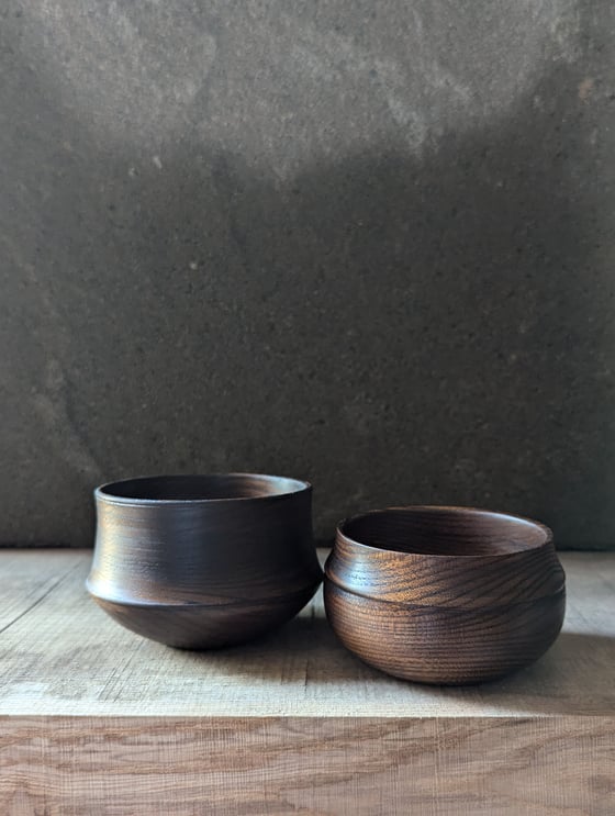 Image of Small Elm bowls