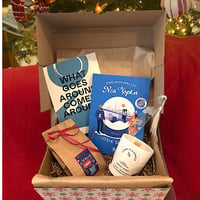 Image 1 of Booklovers gift box - " Ένας Χειμώνας στην Νέα Υόρκη" 