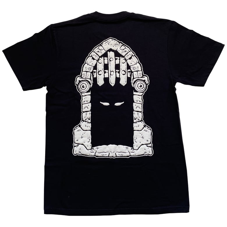 Image of 'PORTCULLIS' T-SHIRT - BLACK