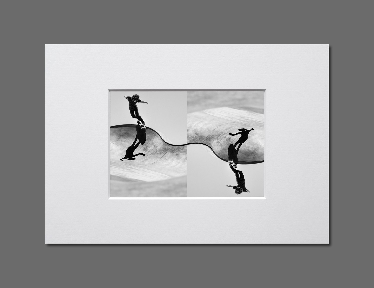 Image of SKATE VS SURF - 11x16CM FINE ART PRINT IN A4 PASSE-PARTOUT