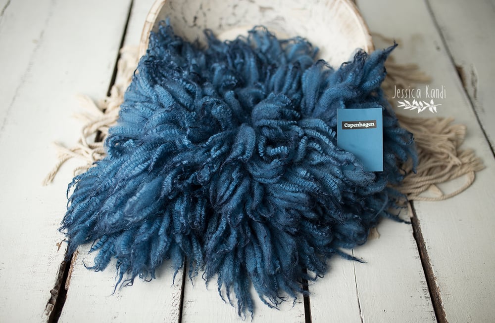 Image of Inky Teal hand felted fur