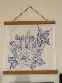 Linen Skull & Roses 2