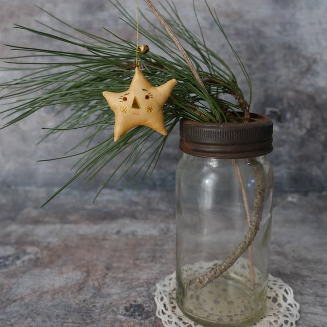 gilded star ornament