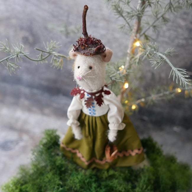 Annabelle de la Foret, a mouse