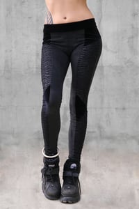 Image 1 of SHIRAKAWA LEGGINGS | FULL BLACK VERSION