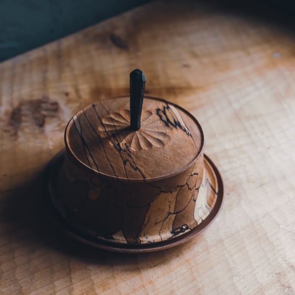 Image of Lester Amanyn Natur - "Natural Butter Dish" 