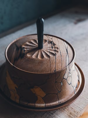 Image of Lester Amanyn Natur - "Natural Butter Dish" 