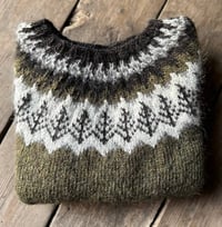 Image 1 of Valemon - Icelandic wool sweater - Moor green - Preorder