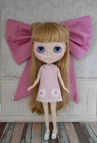 Image 1 of Pretty Pink Bow for Blythe!!