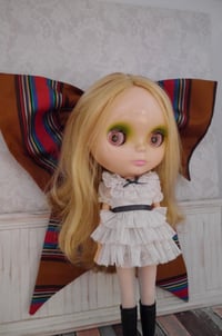Image 3 of Dandy striped bow for your Blythe!