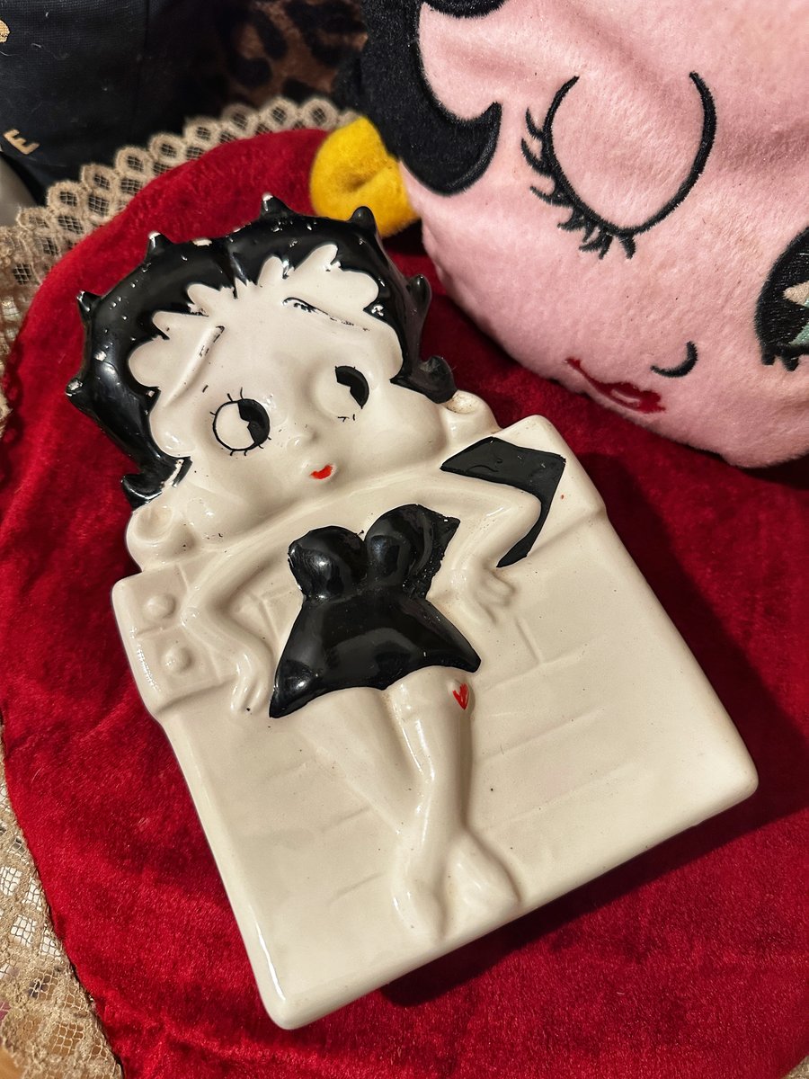 Vintage Betty Boop top Collectables