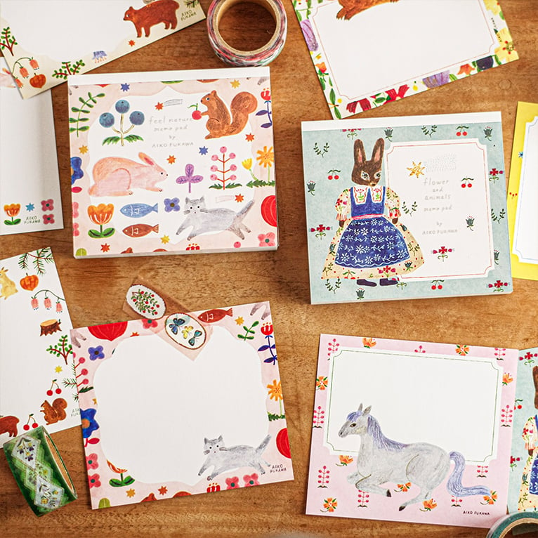 Image of Cozyca - Aiko Fukawa Memo Pad - Flowers & Animals