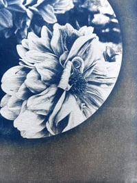 Image 3 of Flowers (Coffee Tone)