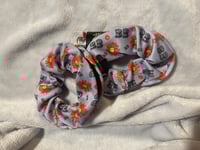 BMFS Daisy Scrunchie