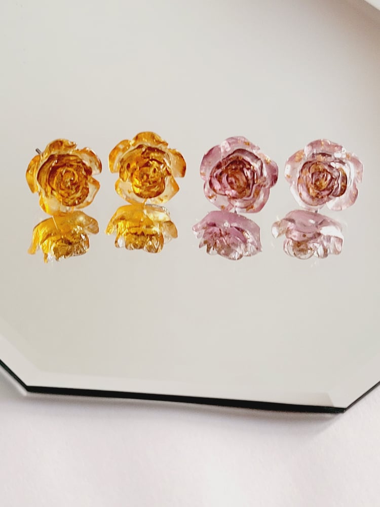 Image of "Winter Rose" Stud Earring Set