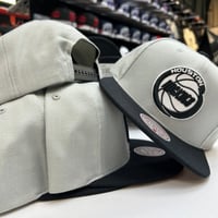 Image 1 of Mitchell & Ness HWC Snapback Grey