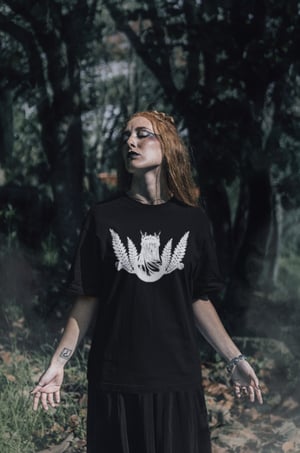 Image of Queen of Elphane | Unisex T-Shirt