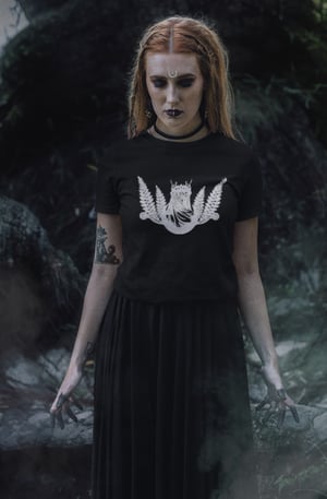 Image of Queen of Elphane | Unisex T-Shirt