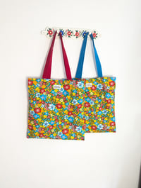 Image 2 of Totes Cool Rainbow