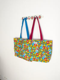 Image 5 of Totes Cool Rainbow