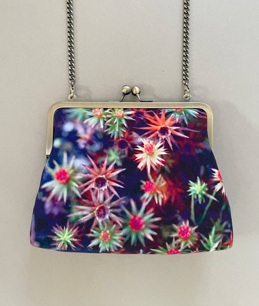 Image of Starry mosses, large kisslock shoulder bag with crossbody strap