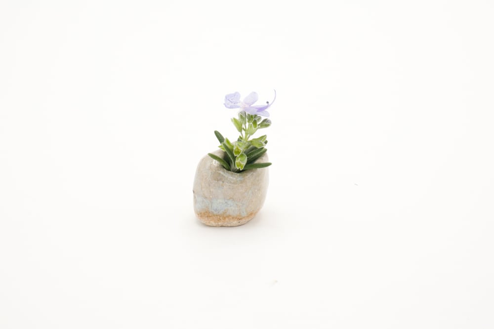 Image of blue dream bud vase (tiny)