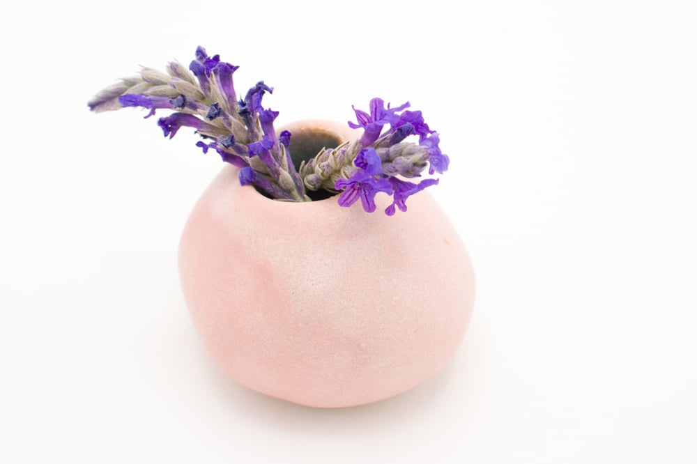 Image of pink bud vase (extra small)