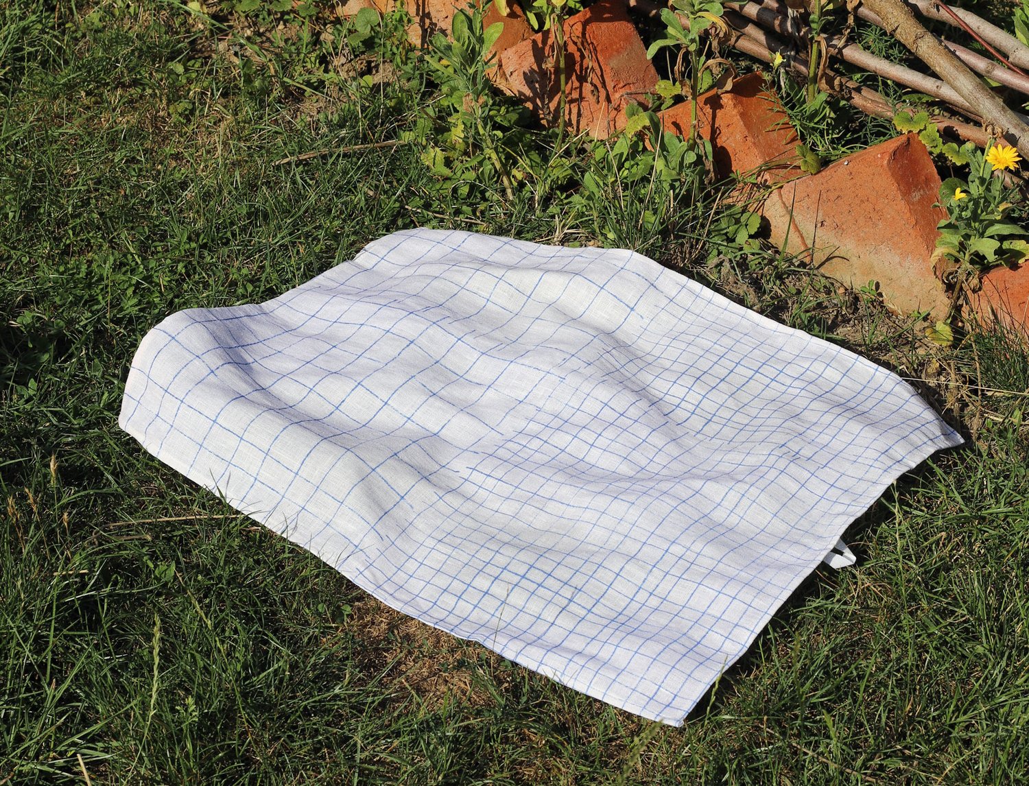 Image of BLUE GRID TEA TOWEL