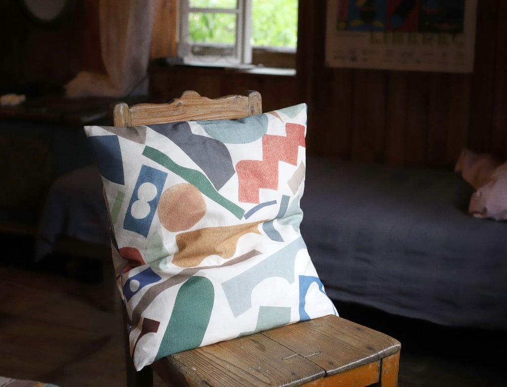 Image of SHAPES LINEN PILLOWCASE 