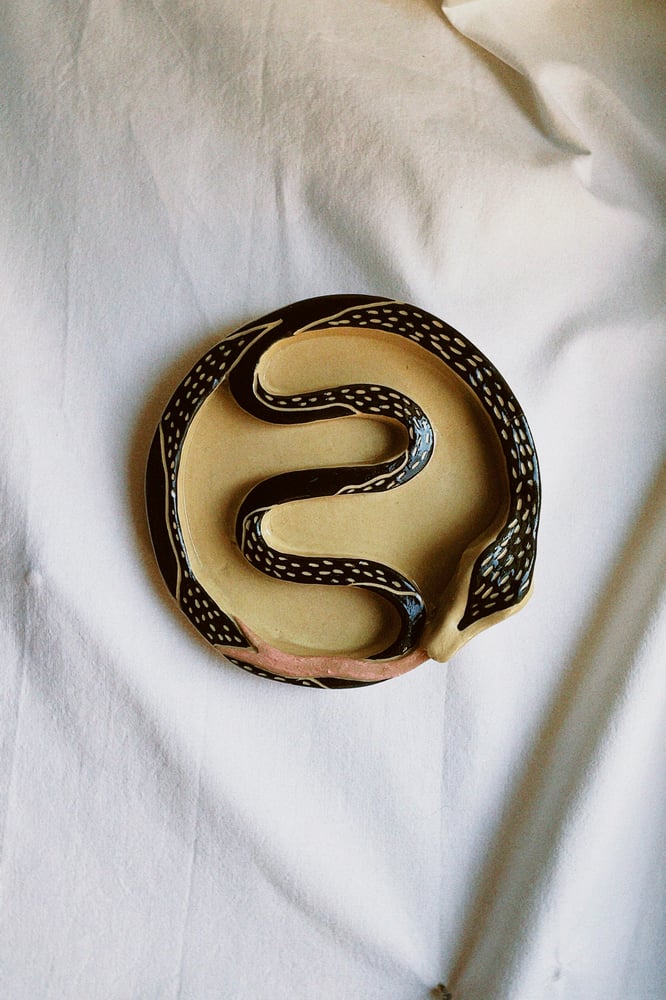 Image of Snake ashtray