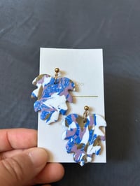 Image 1 of Monstera Leaves earrings (blue/purple)