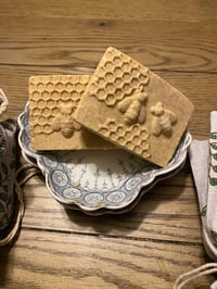 Image 3 of Meyer lemon and honey soap