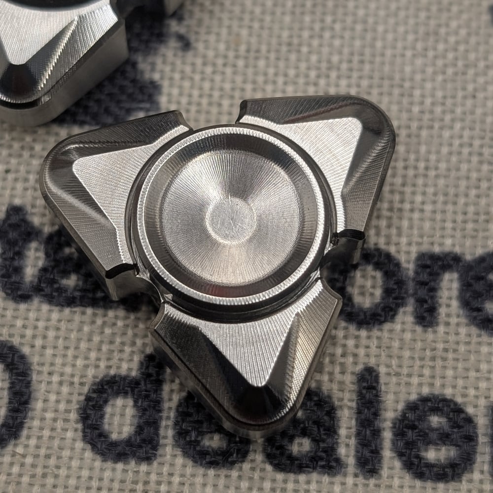 Vader Mini in Tungsten with Machine Finish