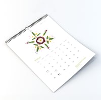 Image 2 of Calendario lunar 2025