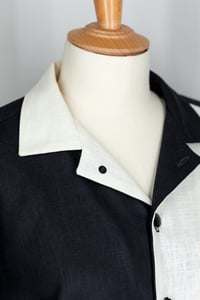 Image 6 of Chemise FERDINAND - Bigoût Lin Noir & Écru - À La Commande