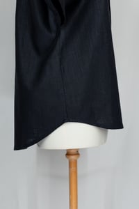 Image 7 of Chemise FERDINAND - Bigoût Lin Noir & Écru - À La Commande