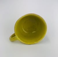 Image 2 of yellow cup 01