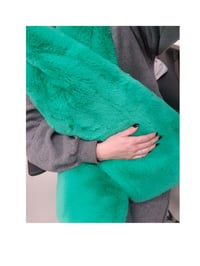 Image 1 of PREDNAROČILO - XL šal iz umetnega krzna // PREORDER - XL faux fur scarf