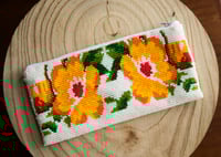 Image 7 of Make-up beaded bag 