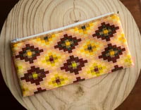 Image 8 of Make-up beaded bag 