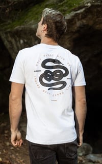 Image 3 of Only Trust Wild Things T-shirt - Bianco