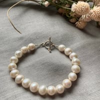 Image 1 of Natural White Freshwater Pearl Bracelet Sterling Silver 7.5"