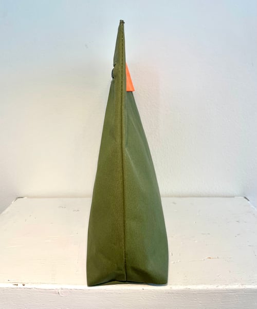 Image of TRAVEL POUCH LARGE - CAMO