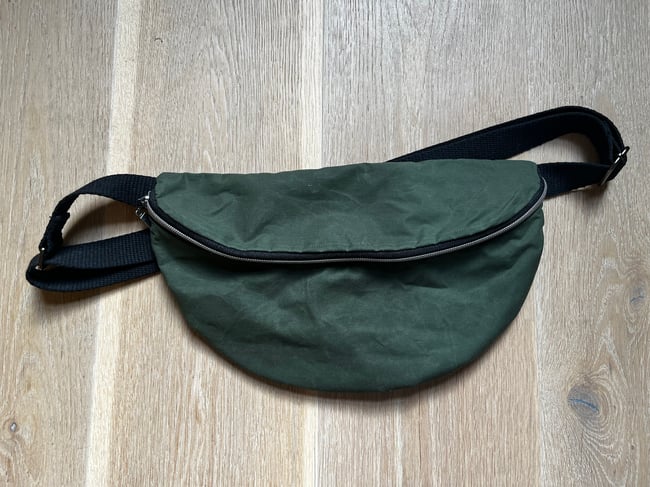 Green cross body bag